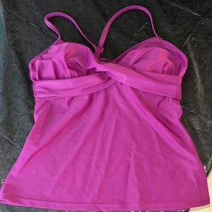 Athleta Size 32 D/DD Swim Tankini Top